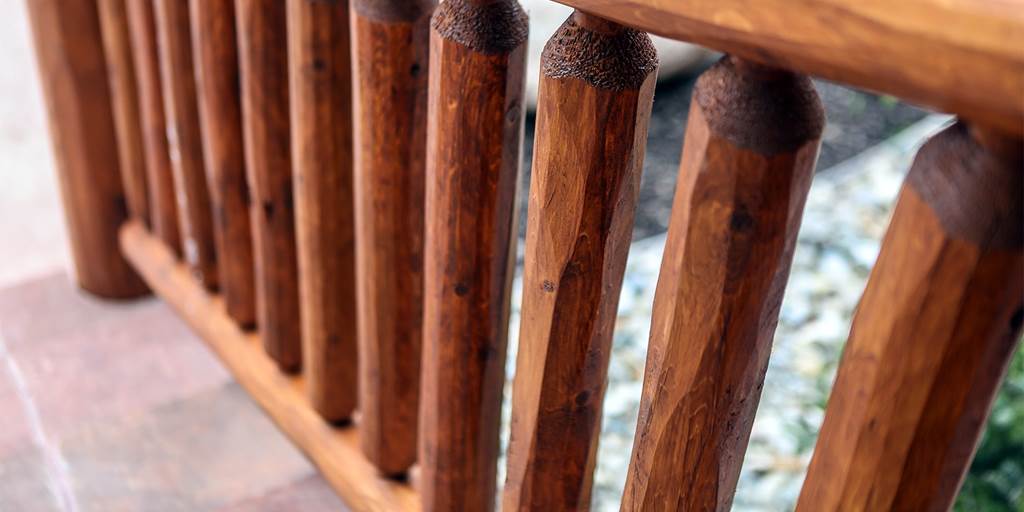 rustic cedar deck railing
