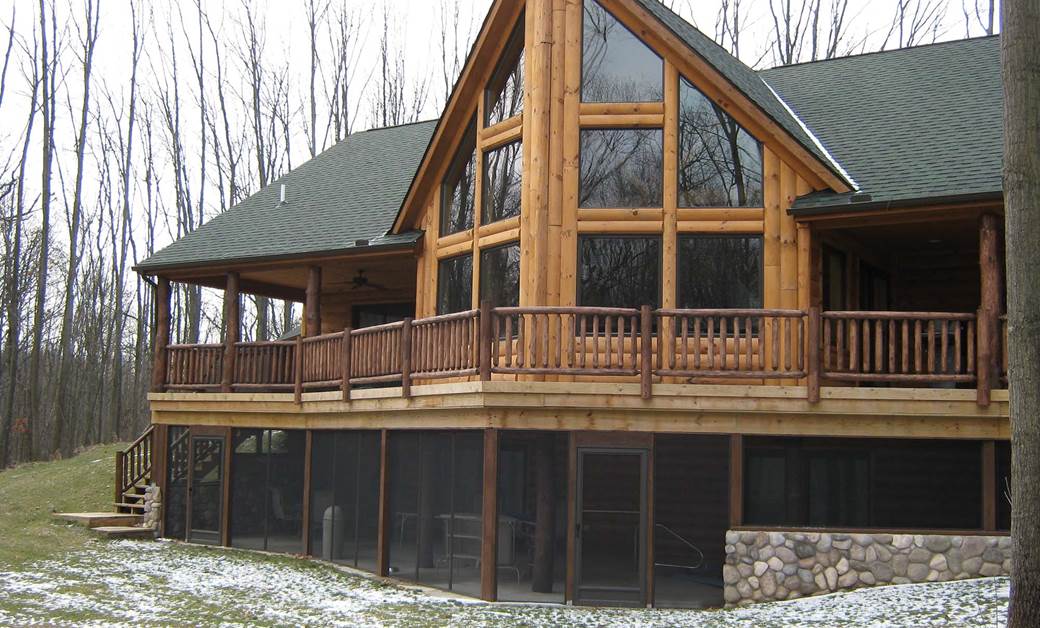 3X10 Log Siding with 4X4 D Trim and Vertical Corners