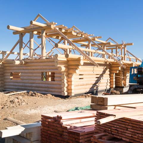 best time to build a log home